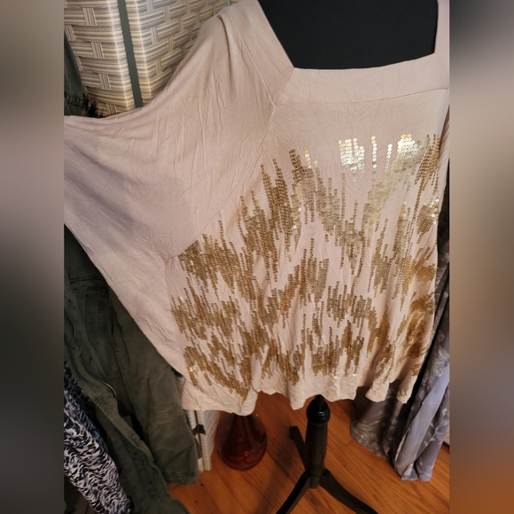 Dana Buchman 3x Beige Top with Gold Sequins - Picture 2 of 6